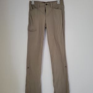 Womens Eddie Bauer hiking pants camel color with pockets stretchy light weight
